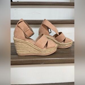 Universal Thread - Blush Suede Espadrille Wedge Sandal - Size 7.5